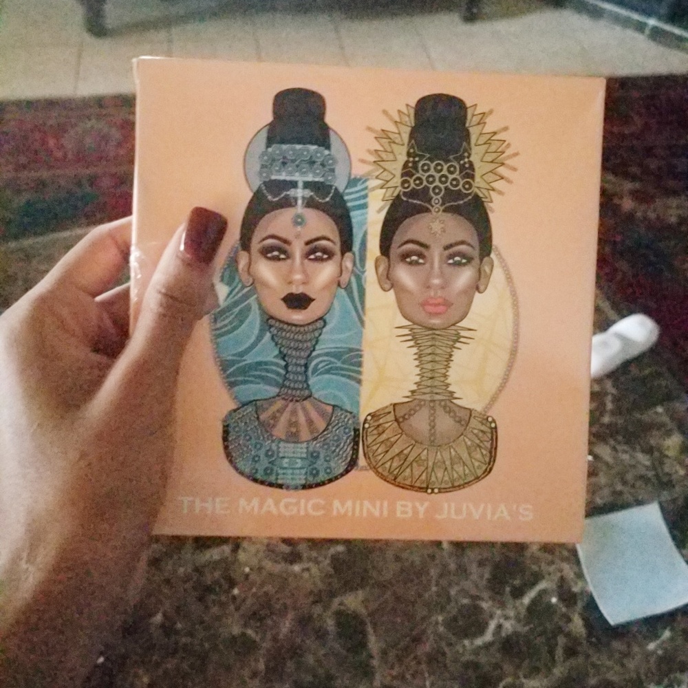 Juvia's Place Mini Magic Palette